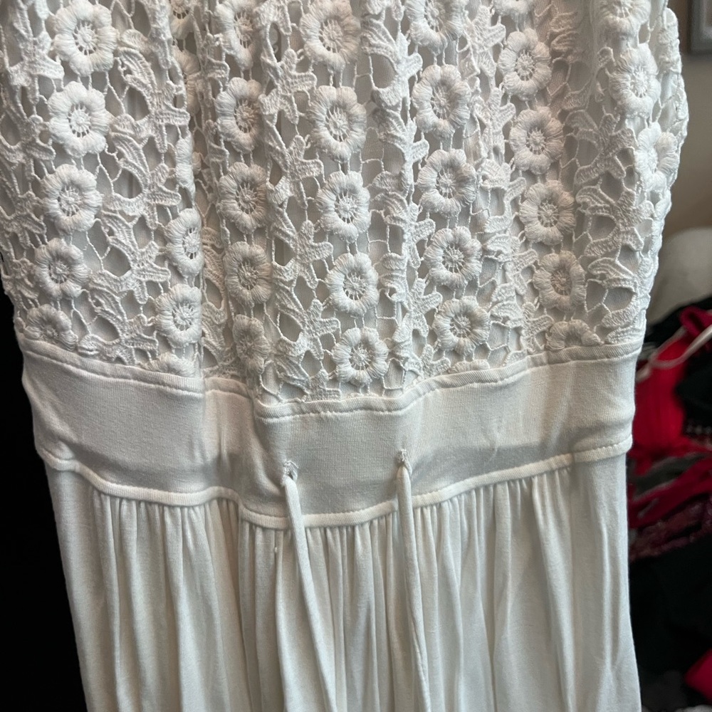 Dress - Picture 2 of 5